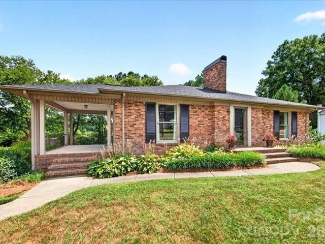 House for sale in Catawba, North Carolina