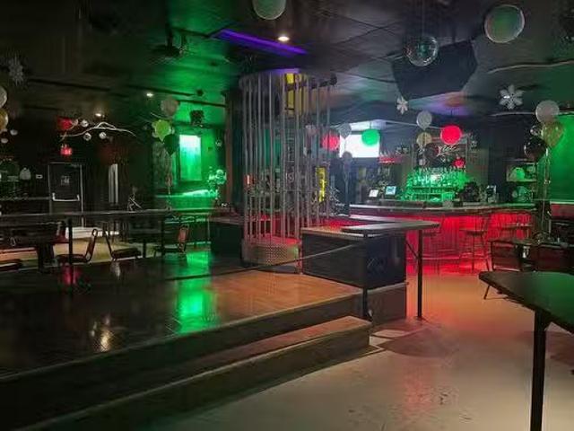 House for sale in Sainte-marthe-sur-le-lac, Quebec