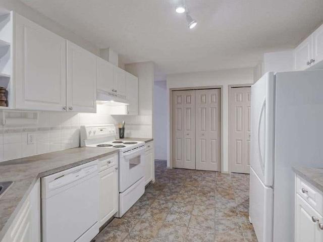 Townhouse for sale in Northwest, Alberta