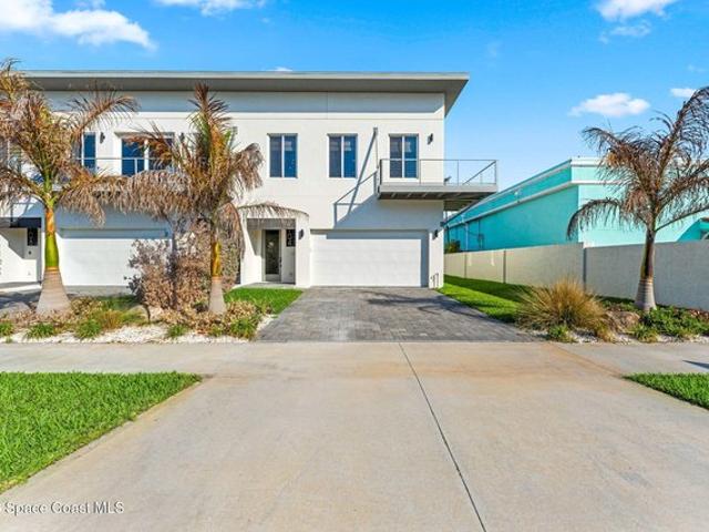 Townhouse for sale in Indialantic, Florida