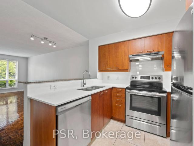 Condo for rent in Eglinton—Lawrence, Toronto