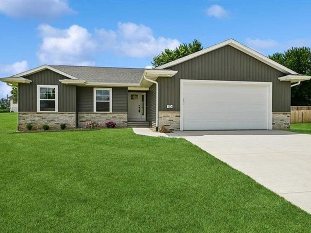 Land for sale in Linn, Iowa