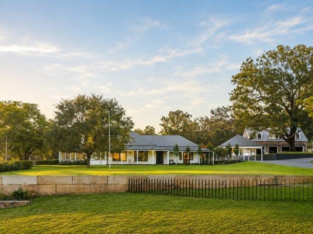 Cottage for sale in Mulgoa, New South Wales