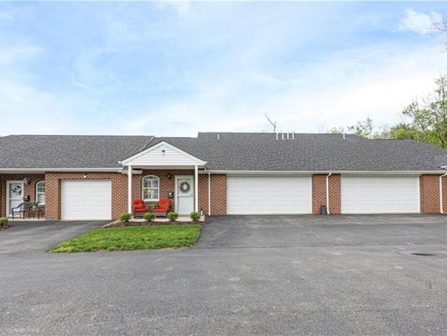 Condo for sale in New Kensington, Pennsylvania
