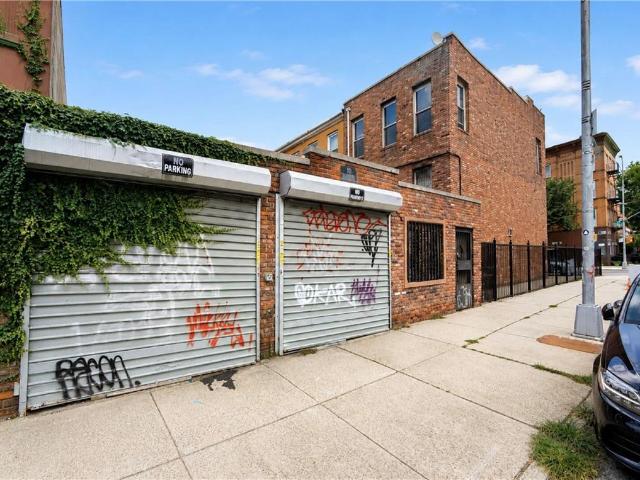 House for sale in Arverne, New York