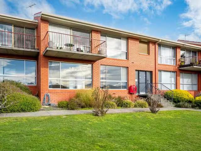 Apartment for rent in Moonah, Tasmania