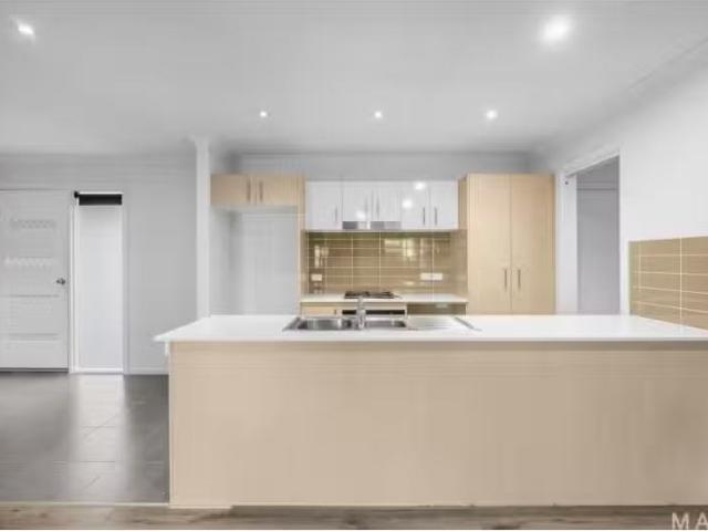 Condo for rent in Casey, Australian Capital Territory