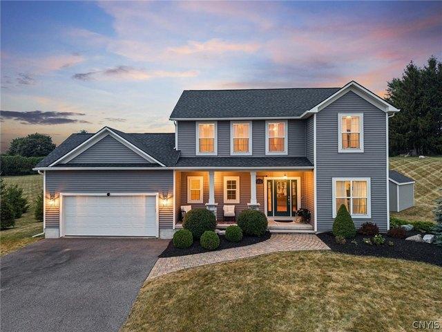 House for sale in Camillus, New York