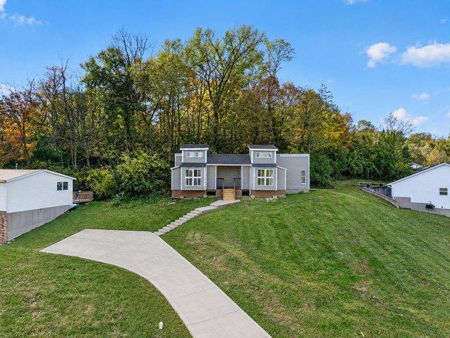 House for sale in Aurora, Dearborn County