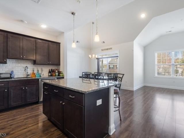 Condo for sale in Passaic, New Jersey