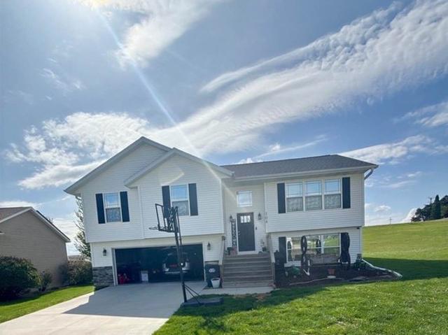 House for sale in Williamsburg, Iowa