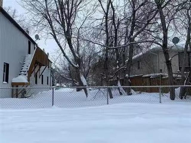 House for sale in East St. Paul, Manitoba