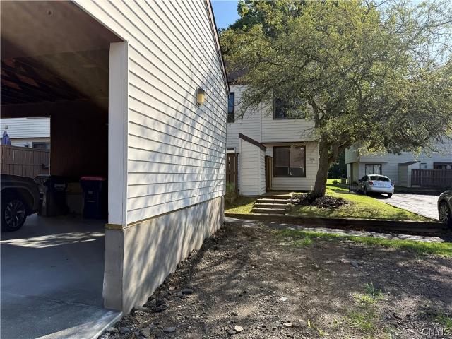 Condo for sale in Windcrest Park, Town of Camillus