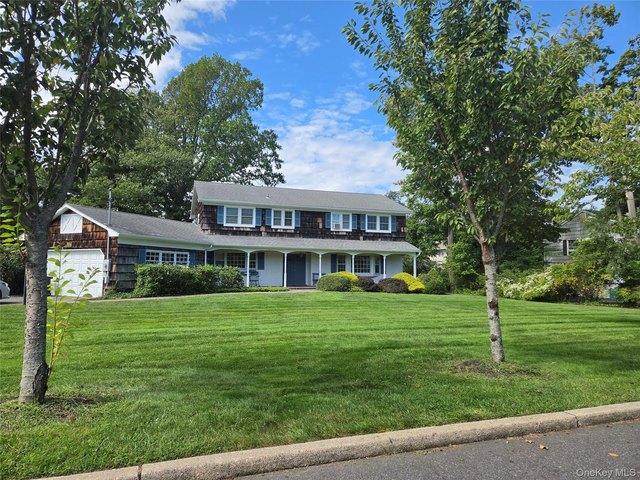 House for sale in Sayville, Town of Islip