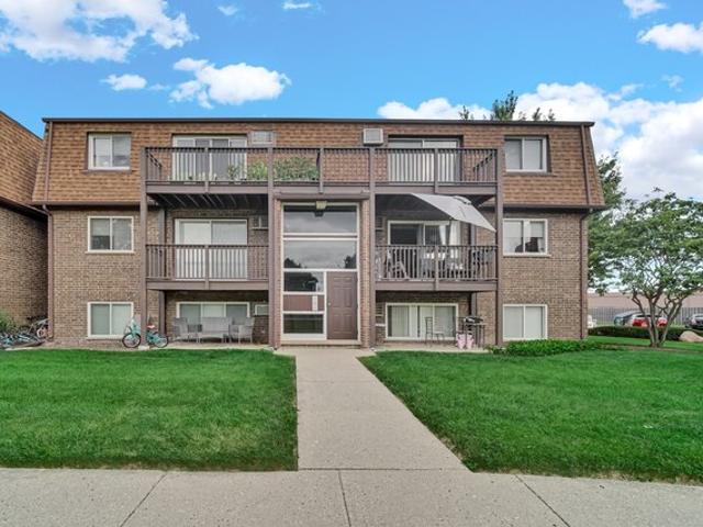 Condo for sale in Elk Grove Village, Illinois