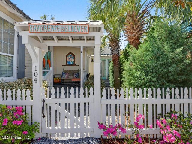 House for sale in Bay Saint Louis, Mississippi