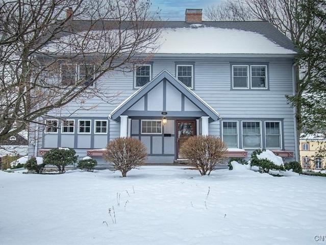 House for sale in Syracuse, New York