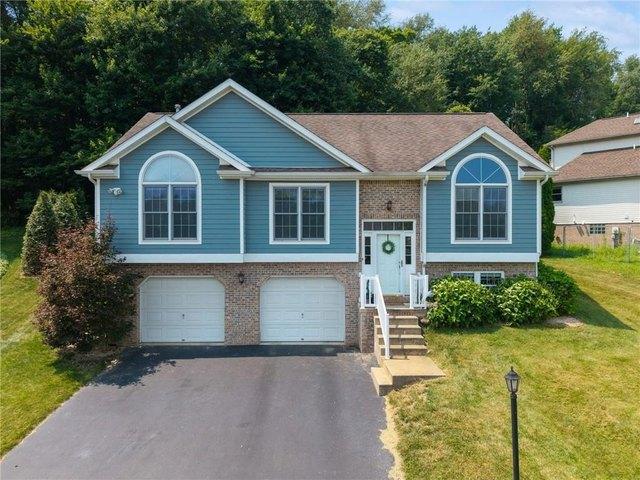 House for sale in Hunker, Pennsylvania