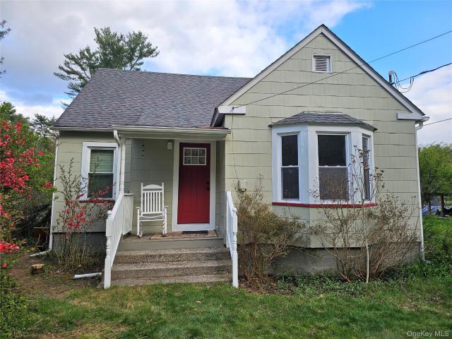 House for sale in Godeffroy, New York