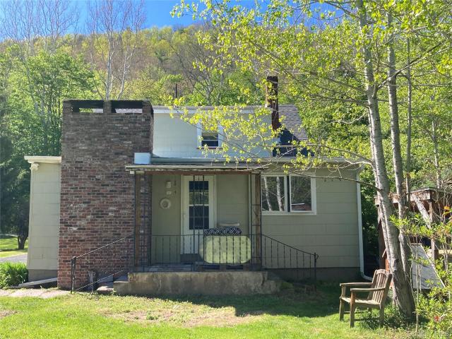 House for sale in Godeffroy, New York