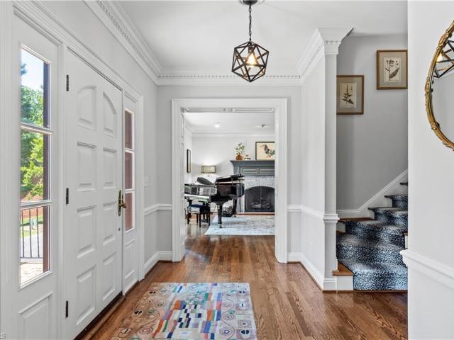 House for sale in Pfafftown, North Carolina