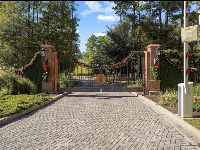 Land for sale in Montgomery, Texas