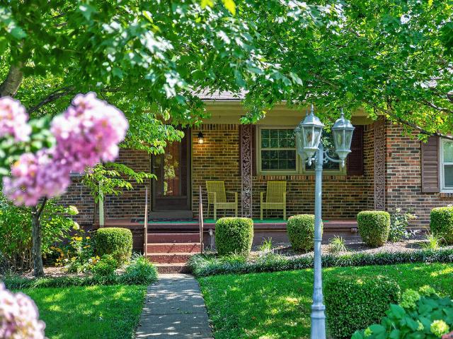 House for sale in Millersburg, Kentucky