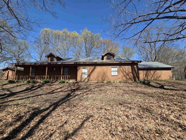 House for sale in Ark