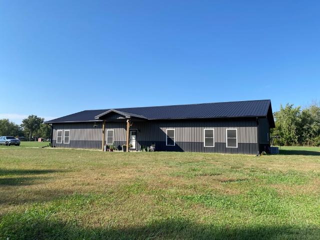 House for sale in Shelbina, Missouri