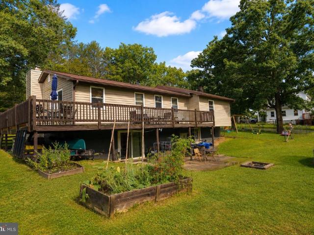 House for sale in Garrett, Maryland