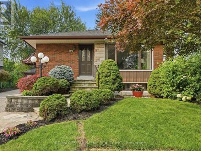 House for sale in Ancaster, Ontario