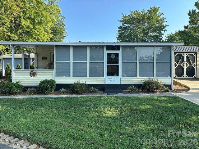 House for sale in New London, North Carolina