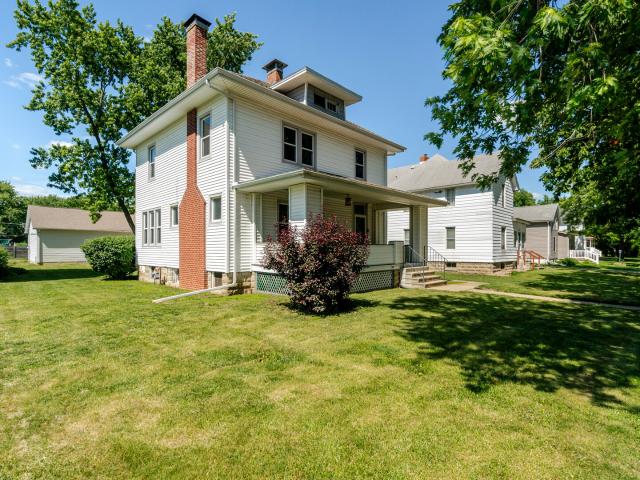 House for sale in Mclean, Illinois