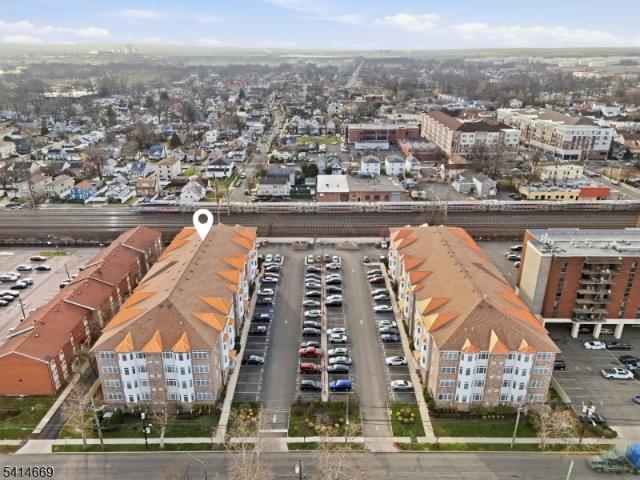 Condo for sale in Linden, New Jersey