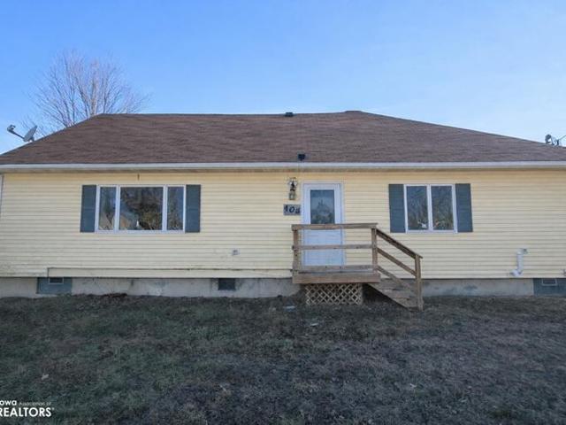 House for sale in Hedrick, Iowa