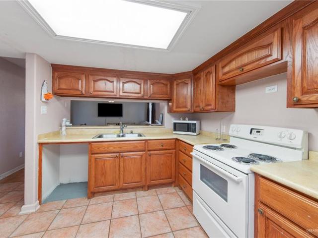 Condo for sale in Cameron, Texas