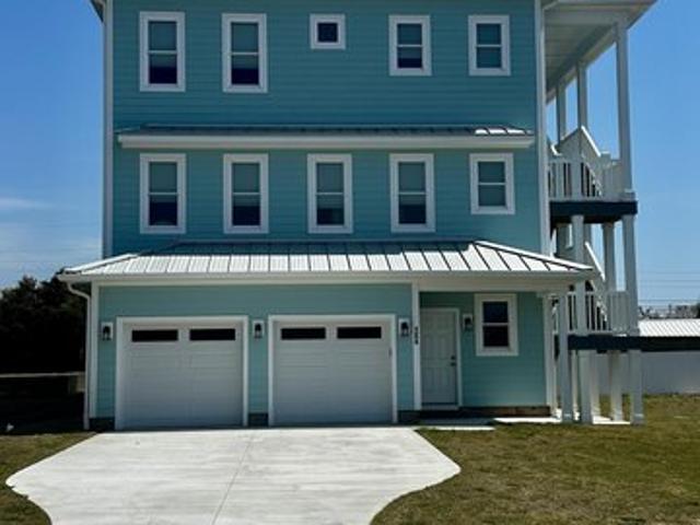 House for sale in Emerald Isle, North Carolina