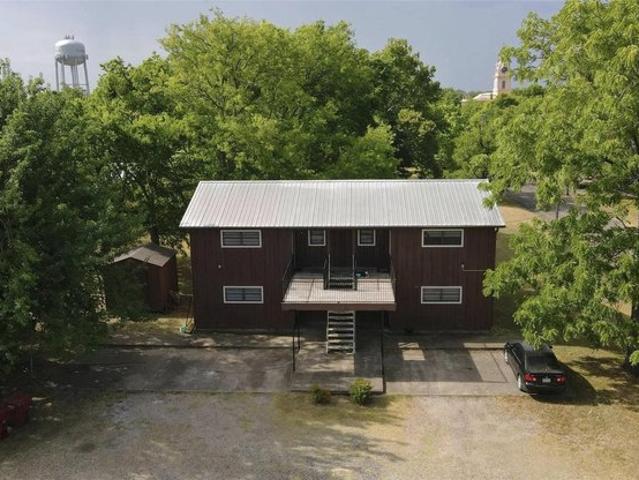 House for sale in Clarksville, Texas