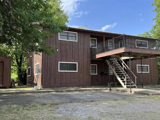 House for sale in Clarksville, Texas