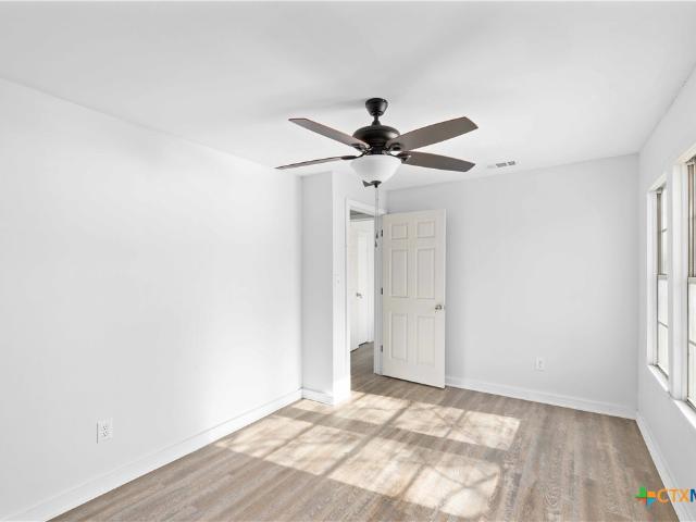 House for sale in Hamilton, Texas