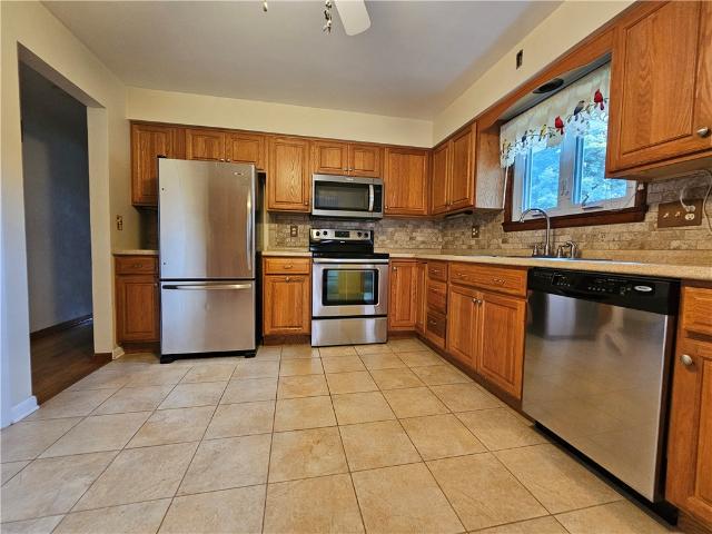 House for sale in Lyndora, Pennsylvania