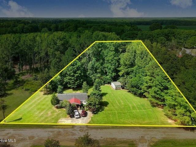 House for sale in Princeton, North Carolina
