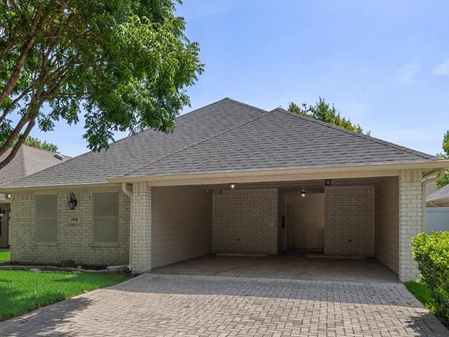 House for sale in Ellis, Texas