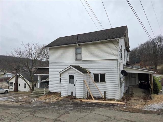 House for sale in Petrolia, Pennsylvania