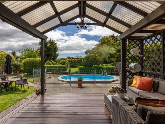 House for sale in Mayfair, Hastings