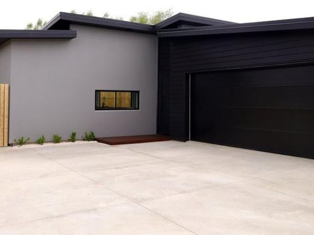 House for rent in Kelvin Grove, Palmerston North