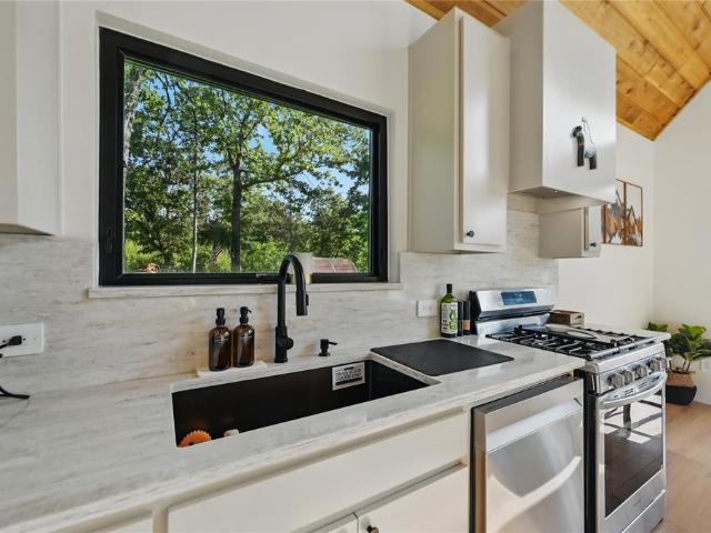 House for sale in Henderson, Texas