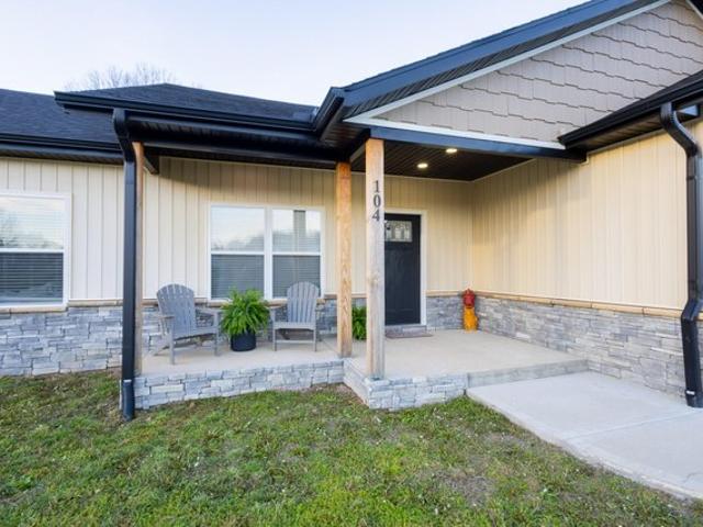 House for sale in Barry, Missouri