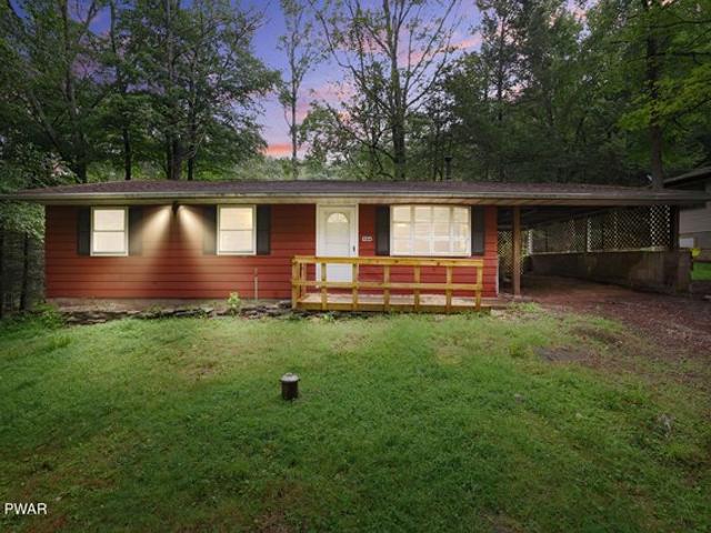 House for sale in Canadensis, Pennsylvania