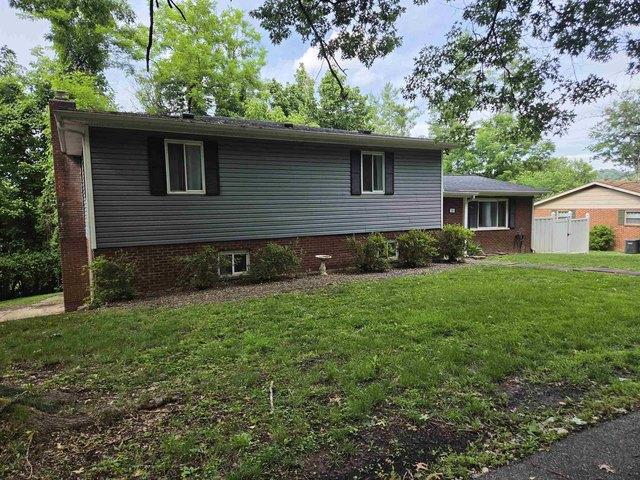 House for sale in Louisa, Kentucky